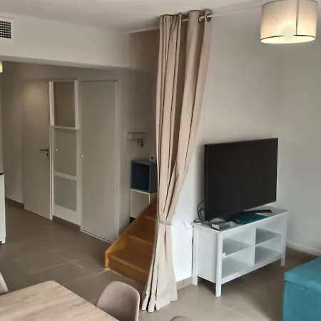 A 500m De La Plage, Pavillon Confortable 6 Personnes Dans Recente Vakantiehuis