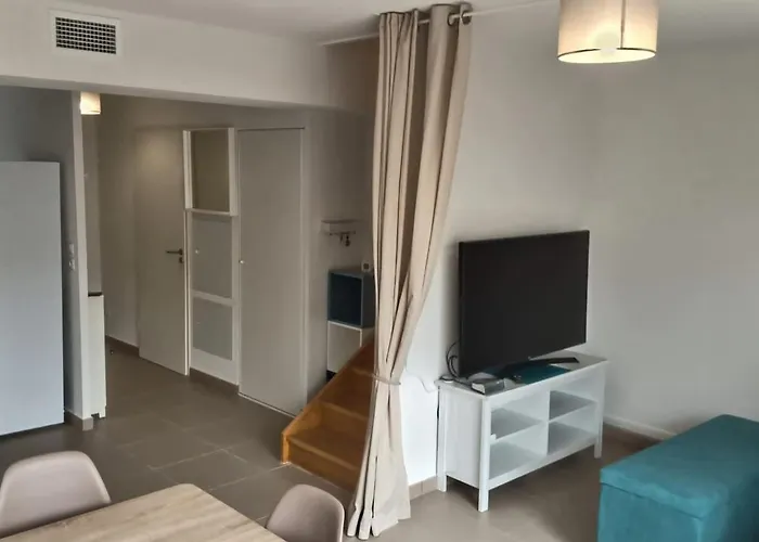 A 500m De La Plage, Pavillon Confortable 6 Personnes Dans Recente Semesterbostad